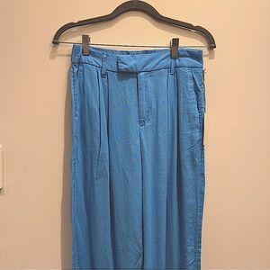 NWT- a new day Utah Sky Light Bright Blue  55% Linen Pants Size 4